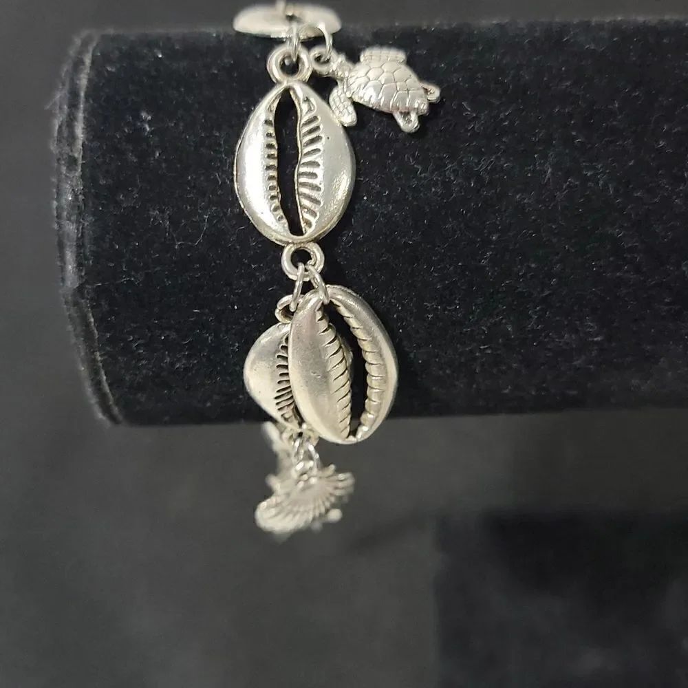 Beach theme bracelet - Picture 2 of 2